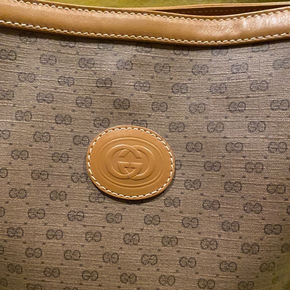 Gucci Vintage Bucket Bag - Picture 6 of 16